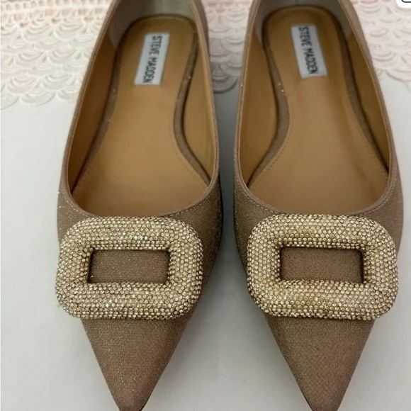 Steve Madden beige , size 8 a little sparkle ✨ - Picture 4 of 7